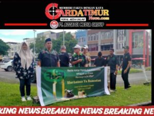 RAPI WILAYAH 02 BERBAGI TAKJIL DENGGAN PENGGUNA JALAN RAYA