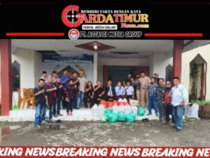 PWI Gowa Bagi Takjil ke Pengendara Jl Tumanurung Gowa