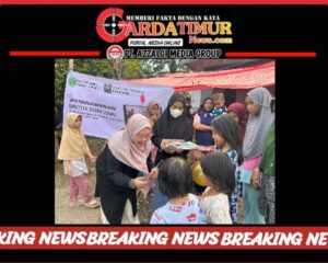 Wanita Islam Sulsel Bekerjasama IKA Alumni FH UH Jabodetabek Beri Bantuan Pengungsi Perempuan Anak Lansia Dampak Banjir Luwu