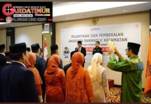54 Anggota Panwascam Kabupaten Gowa Resmi Dilantik. 