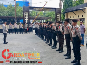 Ratusan Personil Polres Takalar Amankan Rapat Pleno Terbuka Pengundian dan Penetapan Nomor Urut Pasangan Calon Bupati dan Wakil Bupati Takalar Tahun 2024.
