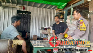 Bhabinkamtibmas Sambangi Warga, Ajak Jaga Kamtibmas Jelang Pilkada.