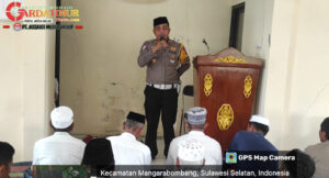 Kasat Lantas Polres Takalar Gelar Safari Jumat dan Sosialisasi Tertib Berlalu Lintas di Desa Pattoppakang.
