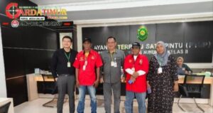 Ada Apa Dengan Mantan Direktur PT.TML(Tunas Mandiri Lumbis) Sudah Dua Kali Persidangan Selalu Mangkir…???.