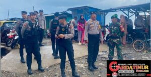 TNI-Polri Bersinergi Amankan Kampanye Tatap Muka Paslon Bupati Takalar di Desa Tamalate.