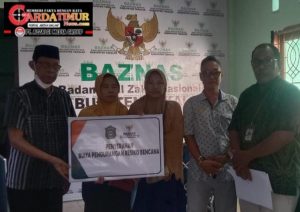 BAZNAS Kabupaten Takalar Salurkan Bantuan untuk Korban Angin Puting Beliung Kec.(Pol-sel).