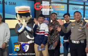 Satpas Polres Gowa Hadirkan Badut Polisi, Sosialisasi Pelayanan SIM Jadi Lebih Humanis