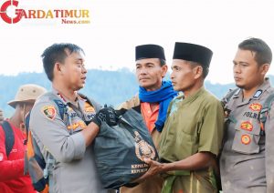 Tak Gentar Medan Berat, Kapolres Aceh Tengah Kembali Jangkau Kampung Terisolir di Bintang