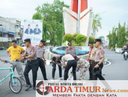 Aksi Cepat Tanpa Komando, Siswa Inspektur Polisi Bantu Korban Kecelakaan di Bone
