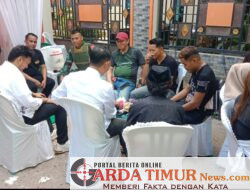 Deteksi Dini Lewat Ngopi Bareng: Cara Babinsa Galut Serda Saharuddin Jaga Pakkabba Tetap Kondusif.