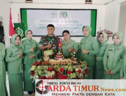 Potong Tumpeng & Kompak Dukung Suami: Ny. Artika Anton Pimpin Syukuran HUT Ke-80 Persit KCK Dim 1426 Takalar.