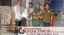 271 Warga Desa Bonto Kassi Terima Bantuan Beras dan Minyak Goreng. 